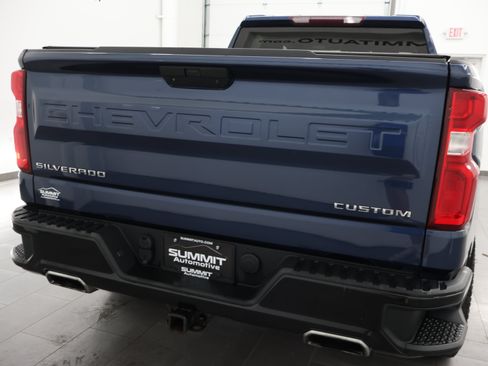 Used 2019 Chevrolet Silverado 1500 Custom Trail Boss w/ Custom Convenience Package AWD/4WD image 25