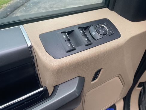 Used 2015 Ford F150 XLT w/ Equipment Group 301A Mid image 14