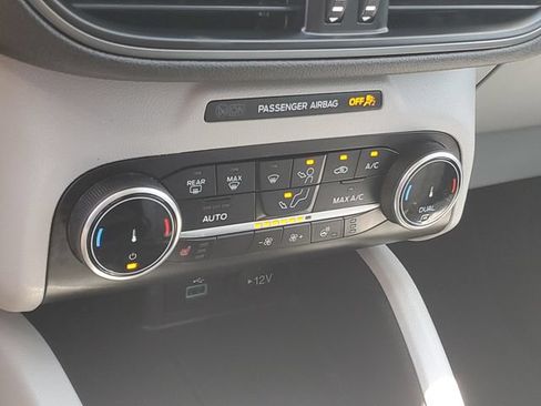 Used 2023 Ford Escape Active AWD/4WD image 19