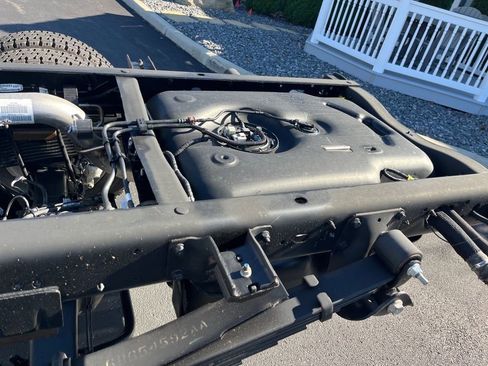 Used 2025 RAM 5500 Tradesman AWD/4WD image 10