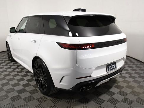 New 2026 Land Rover Range Rover Sport SV image 4