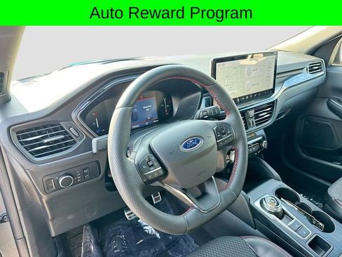 Used 2023 Ford Escape ST-Line w/ Tech Pack #1 AWD/4WD image 11