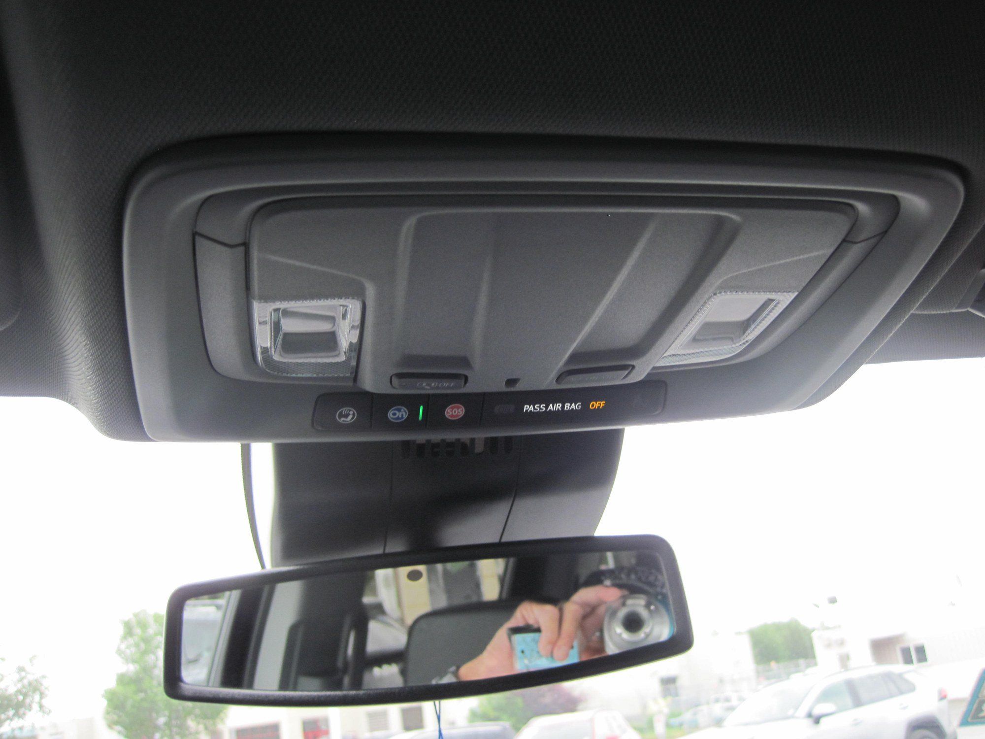 Used 2025 GMC Sierra 1500 SLT AWD/4WD image 17