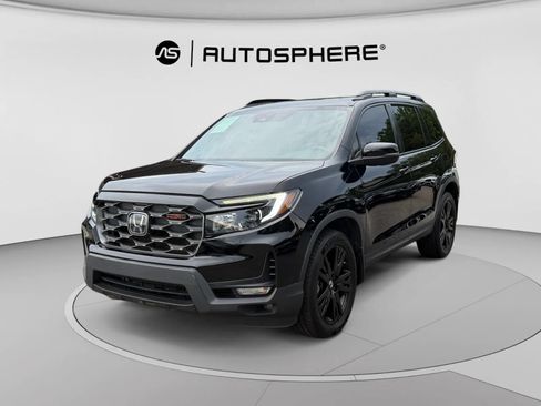 Used 2023 Honda Passport TrailSport image 3
