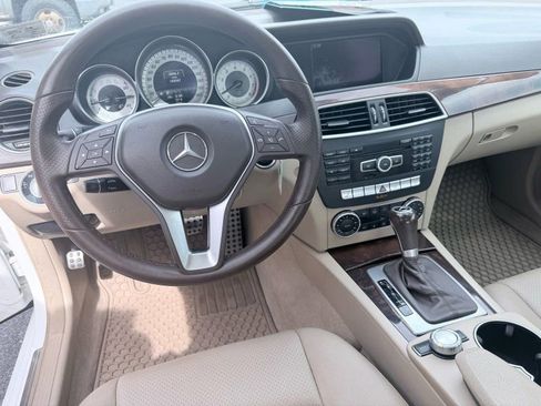 Used 2013 Mercedes-Benz C 300 4MATIC Sedan image 10
