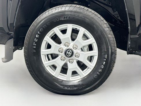 Used 2026 Toyota Tacoma SR5 AWD/4WD image 35