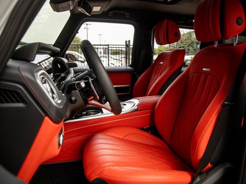 Used 2026 Mercedes-Benz G 63 AMG 4MATIC image 25