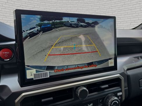 Used 2025 Toyota Tacoma TRD Sport w/ TRD Sport Upgrade Package AWD/4WD image 23