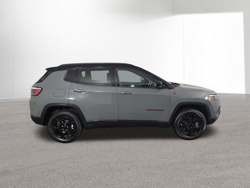 Used 2023 Jeep Compass Trailhawk image 41