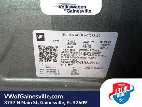 Used 2024 Buick Enclave Essence FWD image 32