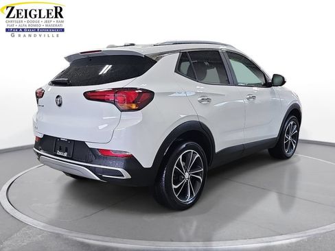 Used 2023 Buick Encore GX Select w/ Safety Package II AWD/4WD image 5