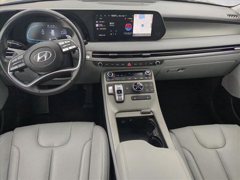 Used 2024 Hyundai Palisade SEL image 17