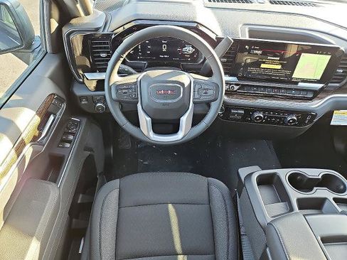 New 2026 GMC Sierra 1500 Elevation image 9