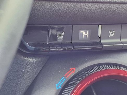 Used 2024 Chevrolet Blazer RS image 5