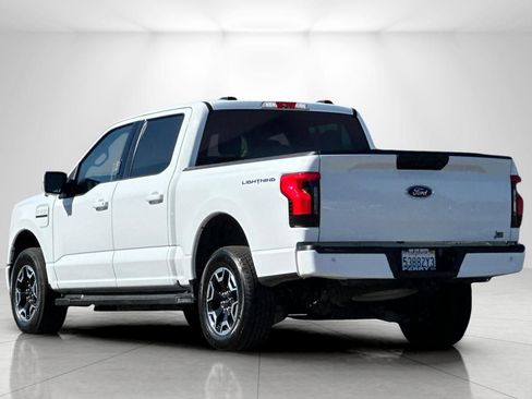 Used 2023 Ford F150 Lightning XLT AWD/4WD image 5