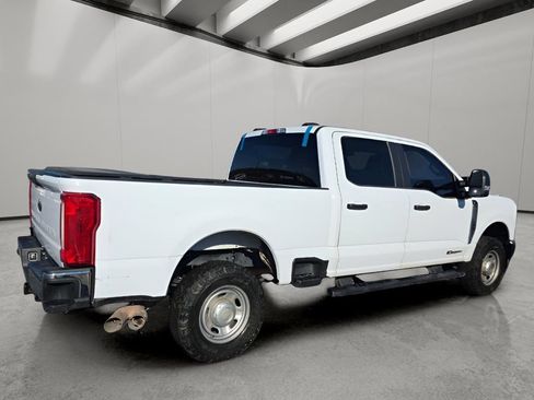 Used 2023 Ford F250 XL AWD/4WD image 7