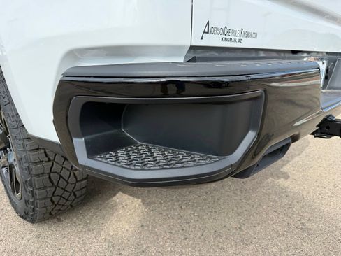 New 2026 Chevrolet Silverado 1500 Custom Trail Boss w/ Dark Appearance Package AWD/4WD image 9