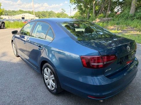 Used 2017 Volkswagen Jetta S FWD image 3