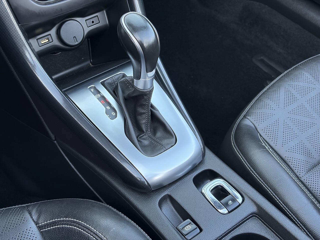 Used 2019 Buick Cascada Sport Touring FWD image 30