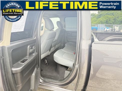 Used 2019 RAM 1500 Express w/ Express Value Package image 19