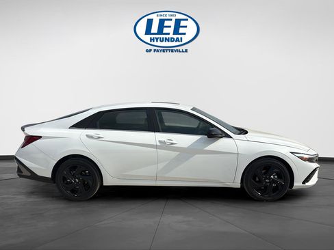 New 2026 Hyundai Elantra SEL Sport Premium FWD image 2