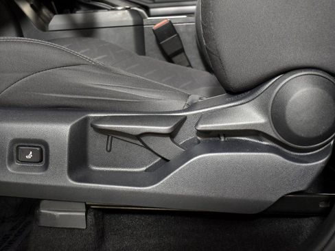 Used 2024 Toyota Tacoma SR5 w/ SR5 Upgrade Package image 13