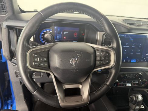 Certified 2022 Ford Bronco Outer Banks w/ Sasquatch Package AWD/4WD image 21