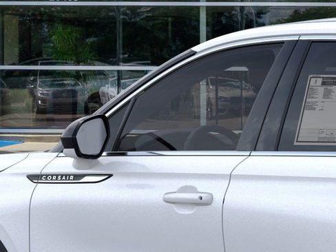 New 2025 Lincoln Corsair FWD image 20