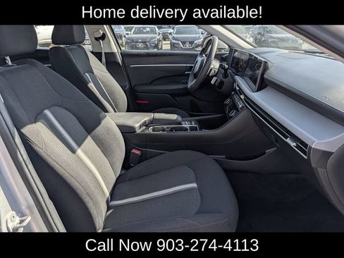 Used 2025 Hyundai Sonata SEL FWD image 25