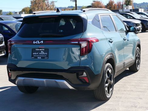 New 2026 Kia Seltos EX image 2