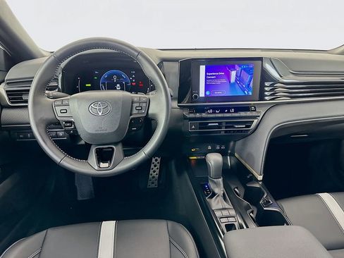 Certified 2025 Toyota Camry SE w/ Convenience Package FWD image 22