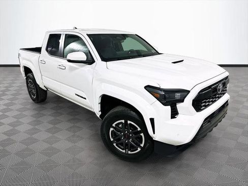 Certified 2024 Toyota Tacoma TRD Sport w/ TRD Sport Upgrade Package AWD/4WD image 1