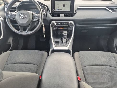 Used 2025 Toyota RAV4 LE FWD image 13