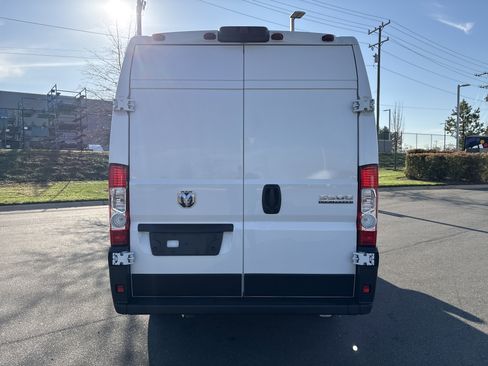 Used 2024 RAM ProMaster 3500 w/ Convenience Group image 8