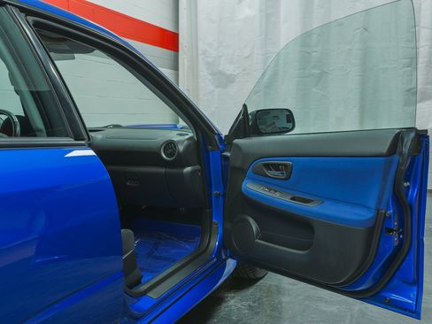 Used 2005 Subaru Impreza WRX STI image 82