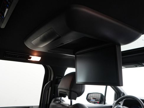 Certified 2025 Toyota Sienna XLE Woodland Edition AWD/4WD image 13