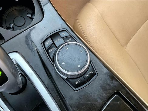 Used 2014 BMW 528i Sedan RWD image 31