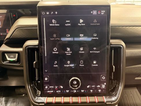 Used 2025 GMC Yukon XL AT4 w/ AT4 Premium Package AWD/4WD image 35