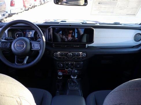 New 2026 Jeep Gladiator Willys image 39