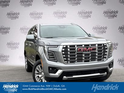 New 2026 GMC Yukon Denali w/ Sun & Power Step Package