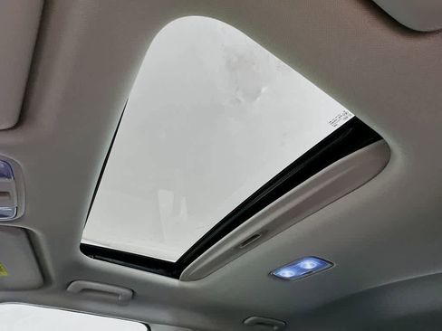 Used 2023 Kia Soul GT-Line w/ GT-Line Technology Package image 32