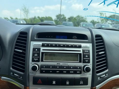 Used 2007 Hyundai Santa Fe SE FWD image 16