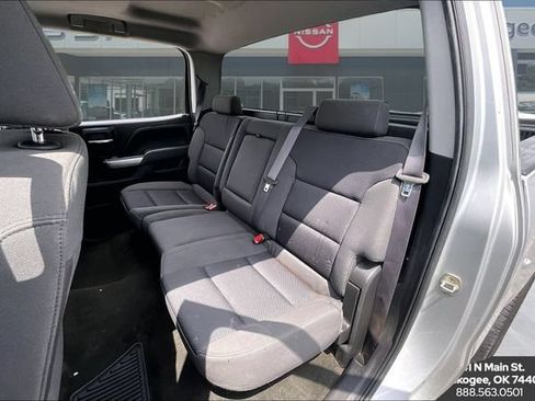 Used 2017 Chevrolet Silverado 2500 LT AWD/4WD image 21