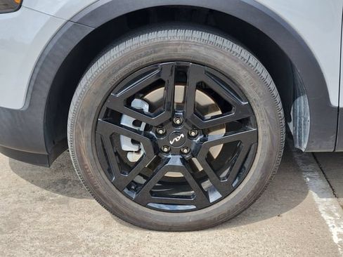 Used 2024 Kia Telluride EX X-Line AWD/4WD image 10