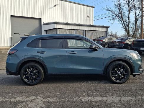Used 2024 Honda HR-V Sport image 7