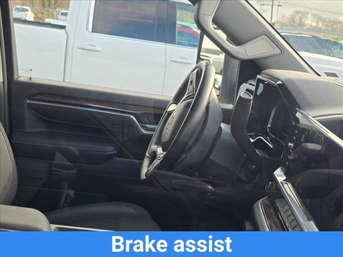 Certified 2025 Chevrolet Silverado 2500 LT w/ Convenience Package image 32