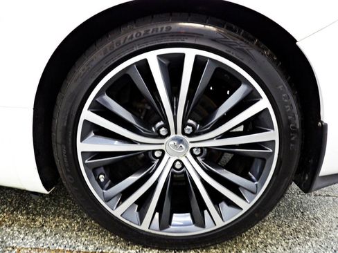 Used 2017 INFINITI Q60 2.0t w/ Premium Plus Package 2.0T AWD/4WD image 18
