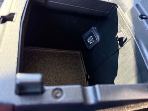 New 2026 Jeep Gladiator Sport image 32