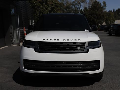 Certified 2025 Land Rover Range Rover SE AWD/4WD image 4