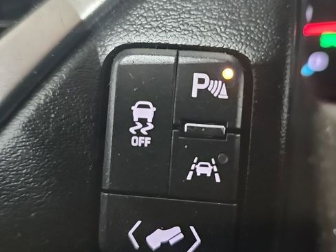 Used 2019 Chevrolet Tahoe LT w/ LT Signature Package image 15